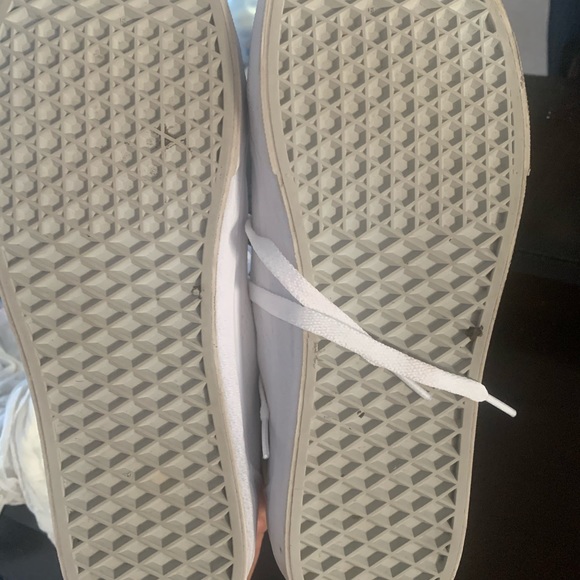 All Whit Men’s Vans - Picture 3 of 4